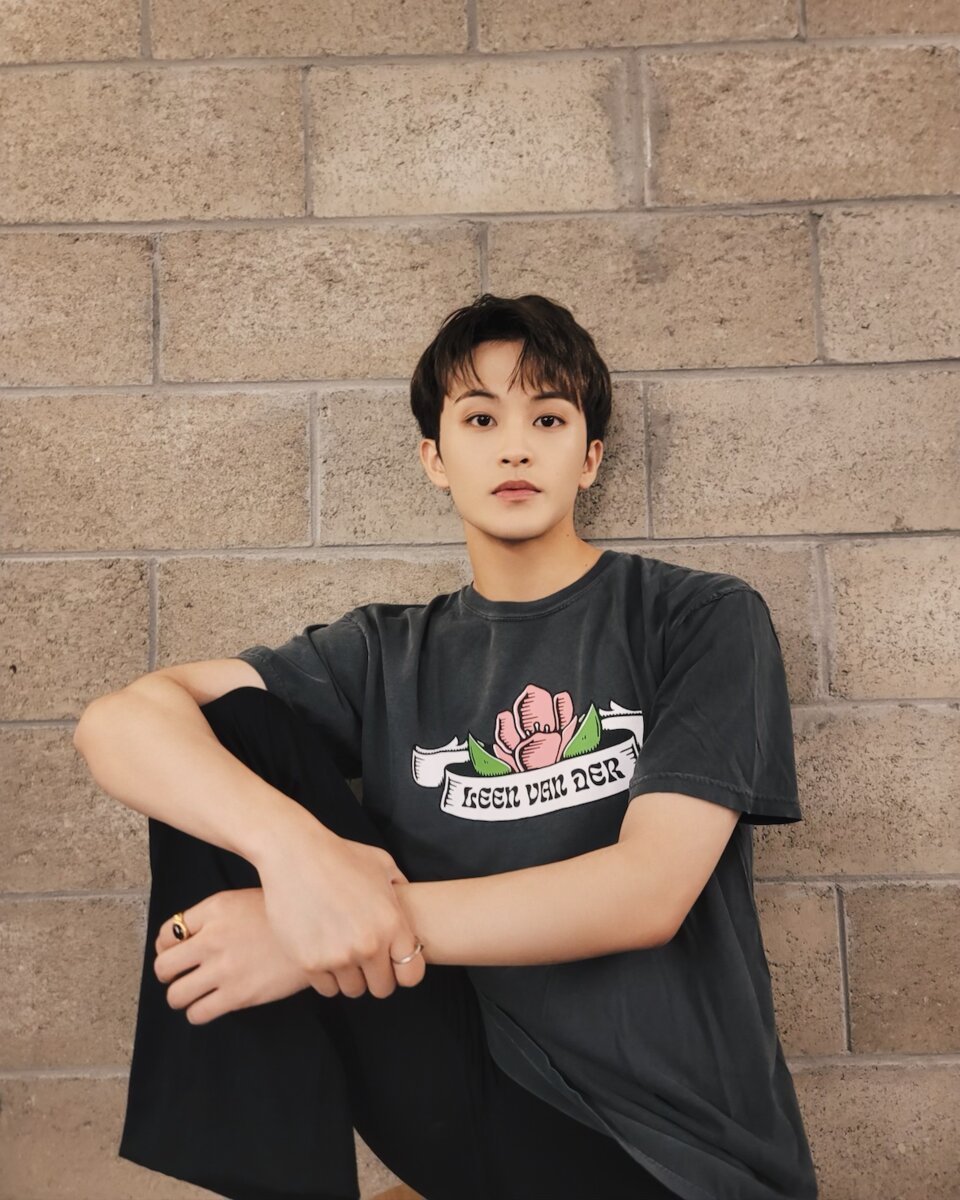 Mark Lee tee